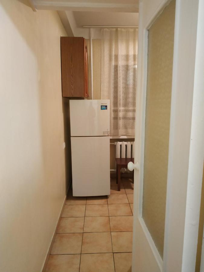 Apartment дворец украина двухкомнатная *